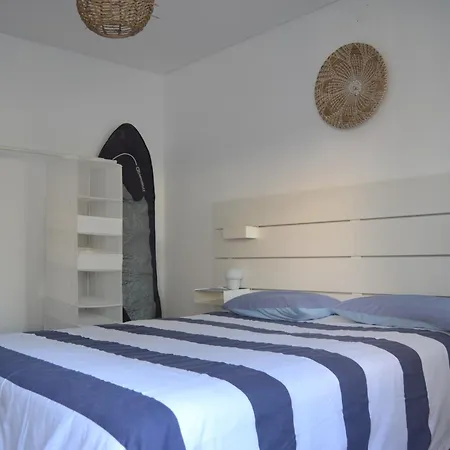 Jango Place - Prázdninový dům Costa de Caparica