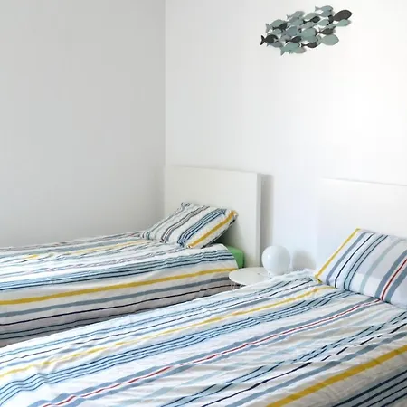 Semesterbostad Jango Place -