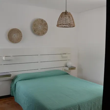 Jango Place - *